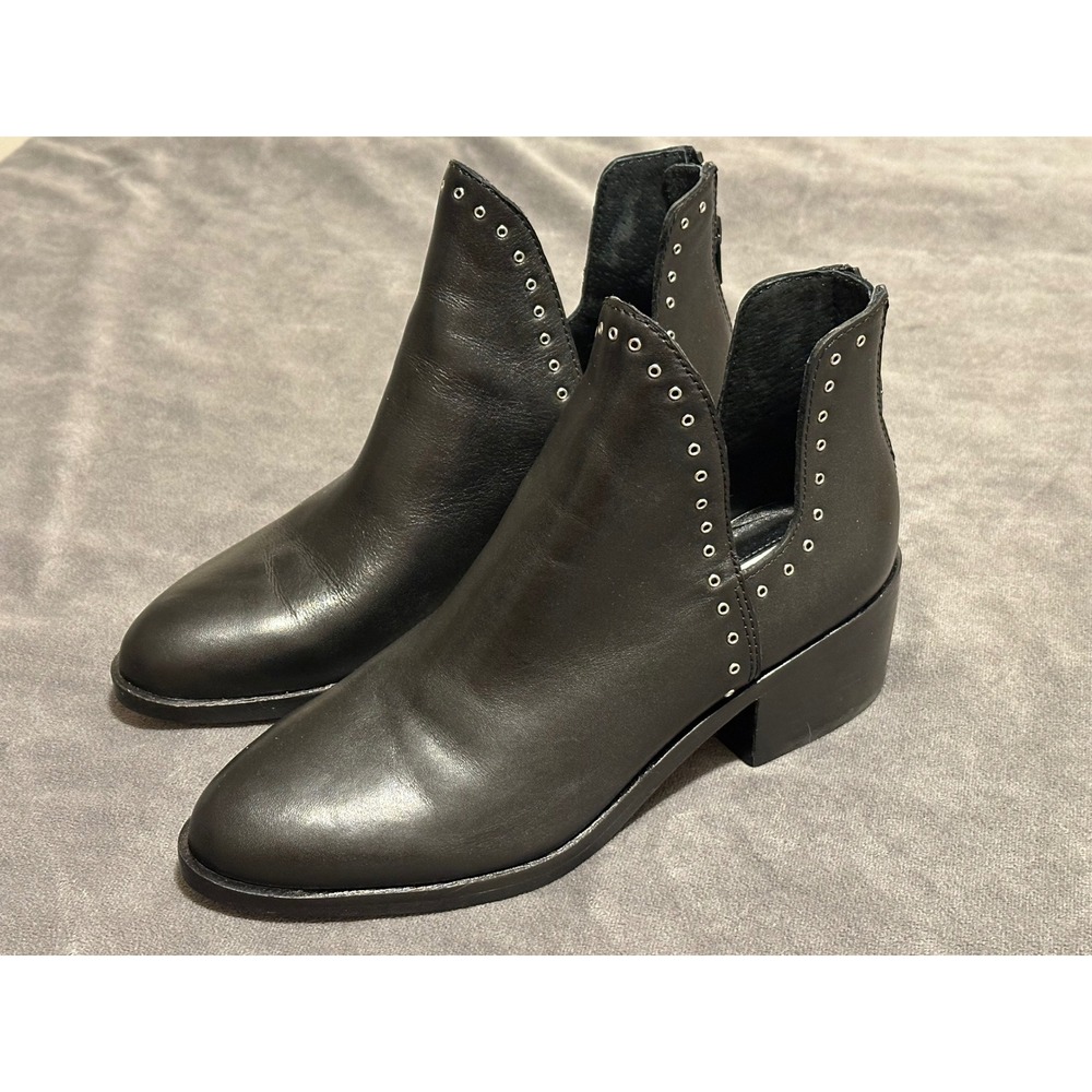 Chelsea & Violet Kerri Black Leather Studded Cutout Ankle Boots Size 7M